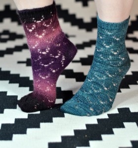 Delightful in both solid and colorful yarns.